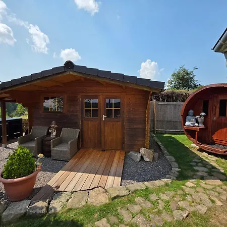 Sonnenhuesli Mit Sauna Und Whirlpool Auch Hunde Sind Herzlich Willkommen *